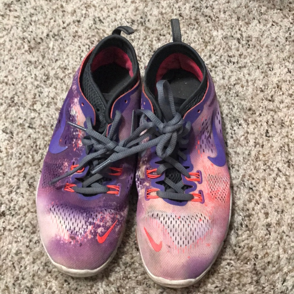 Galaxy Nike’s.